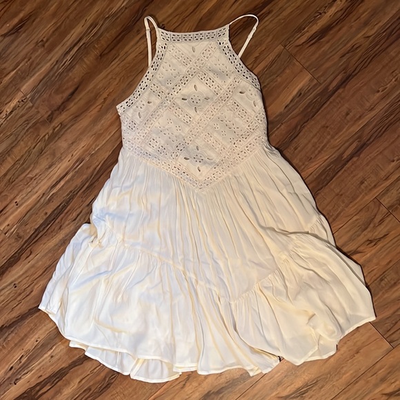 American Eagle Outfitters Dresses & Skirts - American Eagle Boho indie hippie halter dress